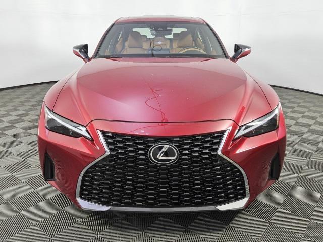 2023 lexus is 300 base