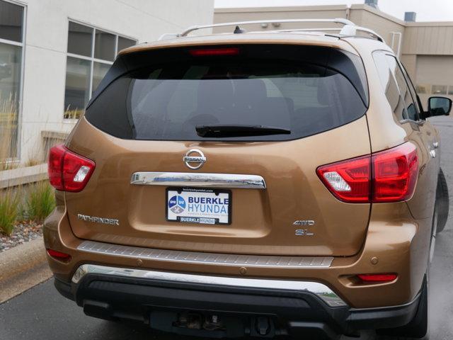 2017 nissan pathfinder sl