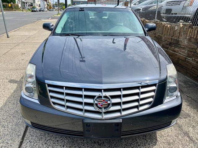 2010 cadillac dts luxury collection