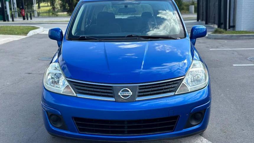 2009 nissan versa