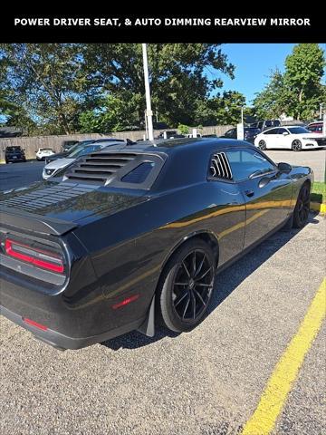 2016 dodge challenger r/t