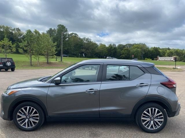 2021 nissan kicks sv