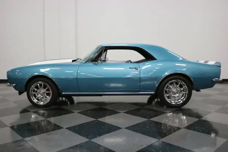 super clean build, 383 stroker v8, 700r4 auto, cold a/c, marina blue