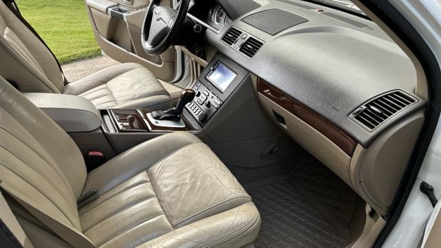 2013 volvo xc90 3.2