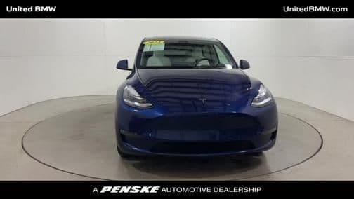 2023 tesla model y in chicago, illinois
