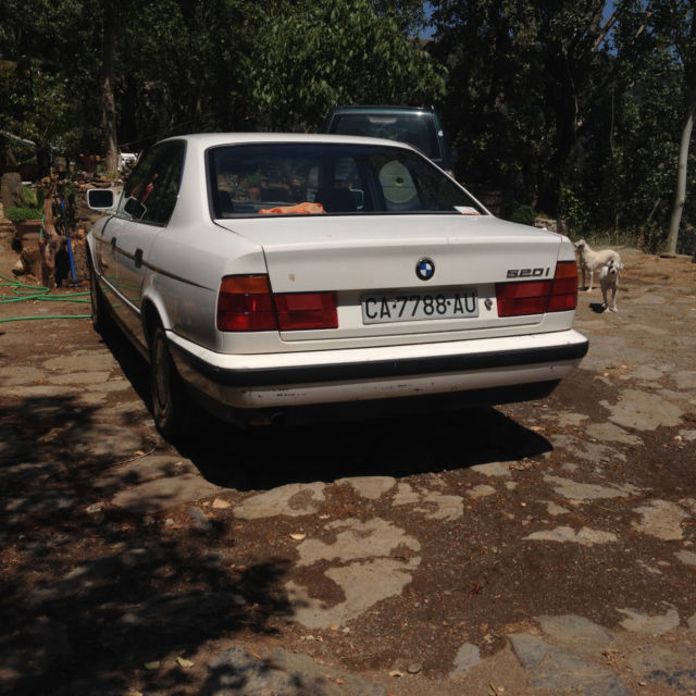 bmw series 5 touring 520i, white, low mileage, 1992 classic, very good condition