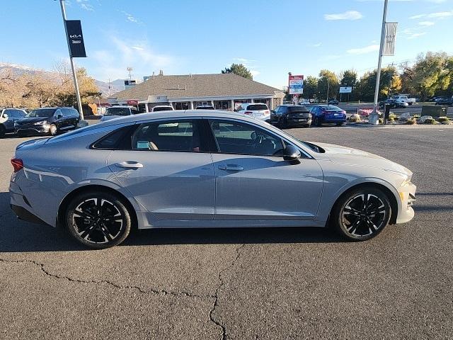 2024 kia k5 gt-line