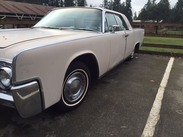 1962 lincoln 4 door hard top