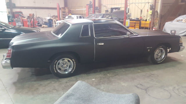 1978 dodge magnum xe 360, satin black, factory ac, t tops, buckets console mopar