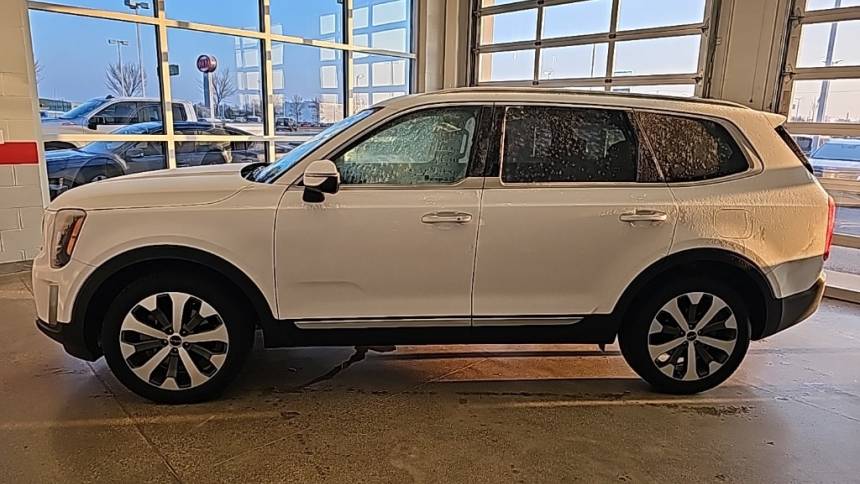 2022 kia telluride s