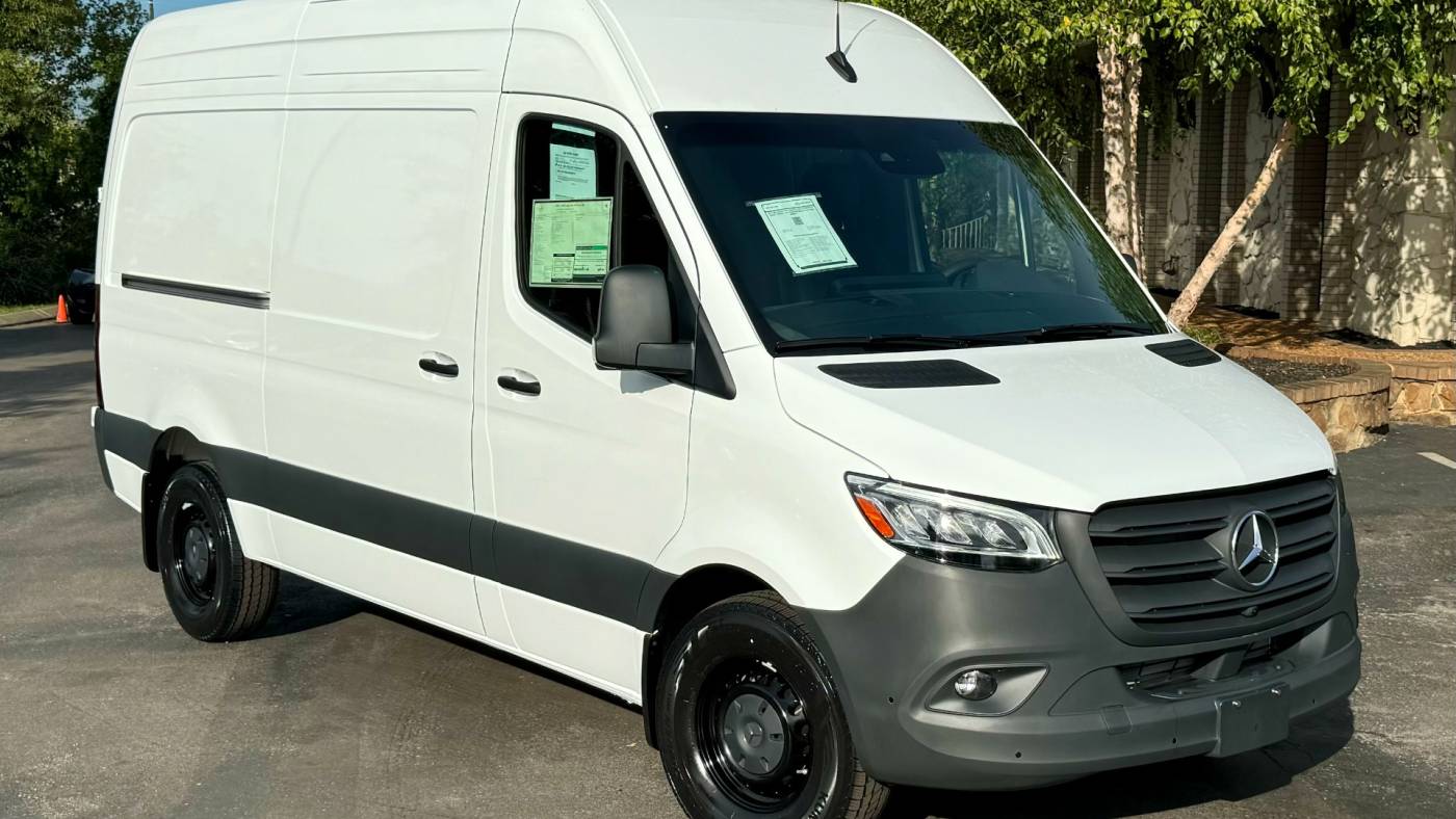 2024 mercedes-benz sprinter 2500