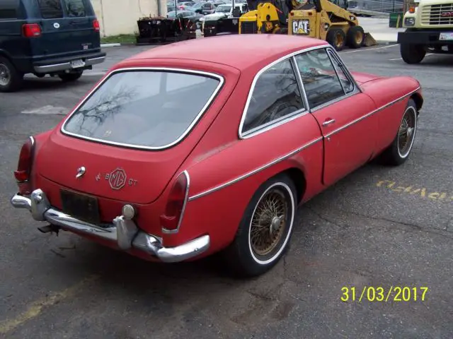 1967 mgbgt metal dash wire wheel car
