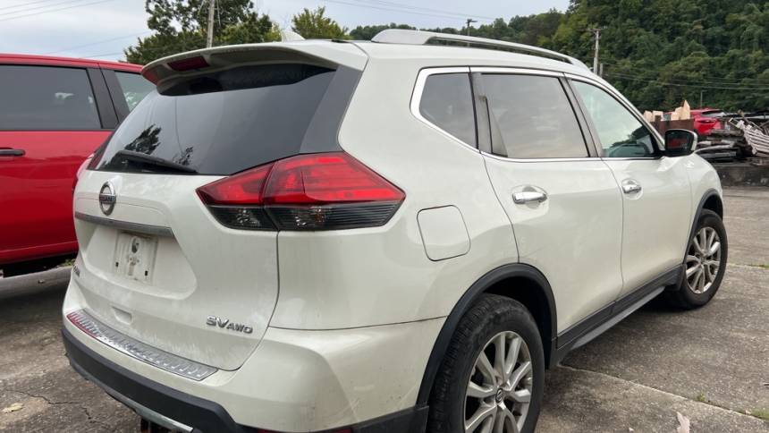 2017 nissan rogue sv