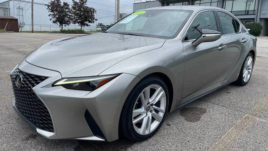 2021 Lexus IS