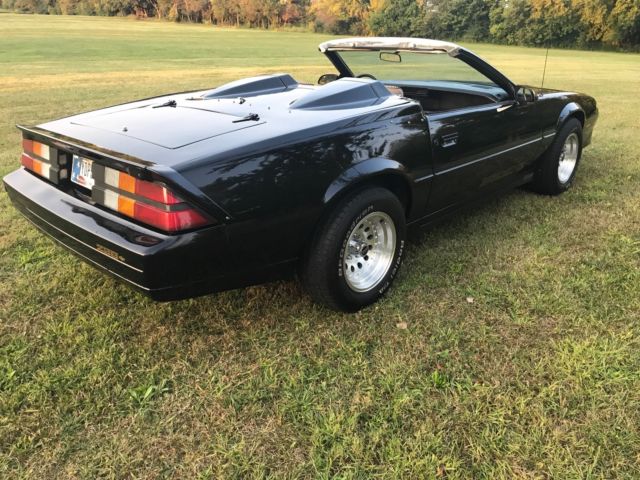 1984 camaro z28 covertible 2 seater 48,700 actual miles black autoformconversion