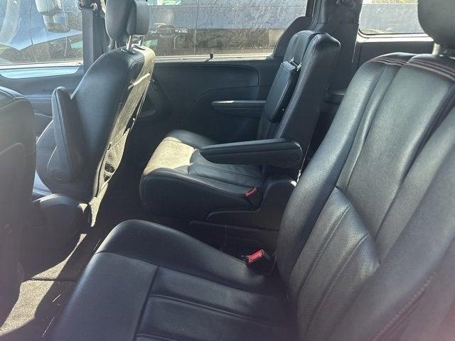2019 dodge grand caravan gt