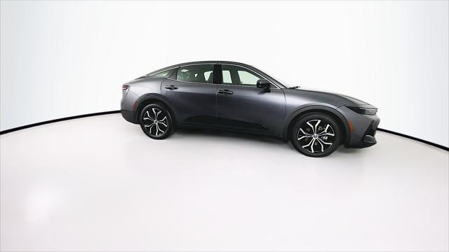 2024 toyota crown xle