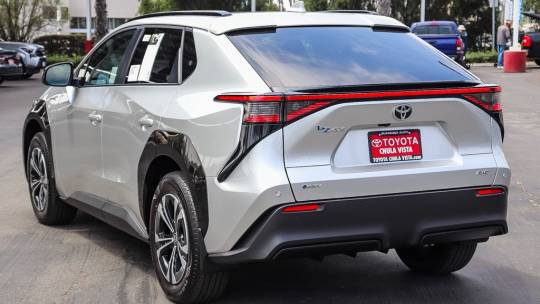 2024 Toyota bZ4X