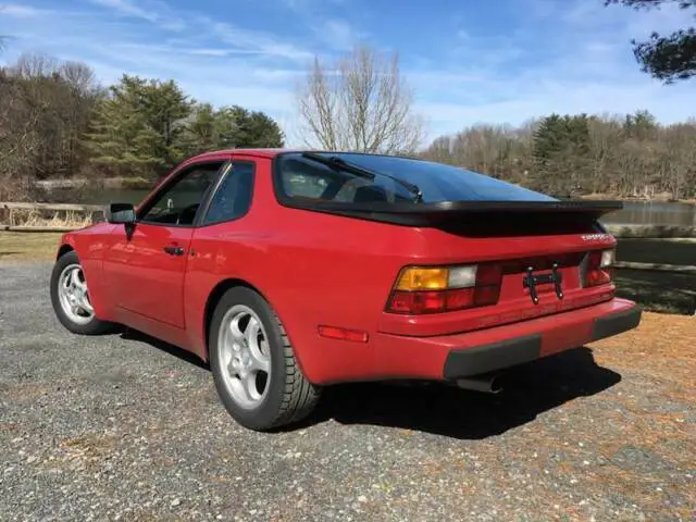 1987 porsche 944 s 2dr hatchback manual 5-speed rwd i4 2.5l gasoline