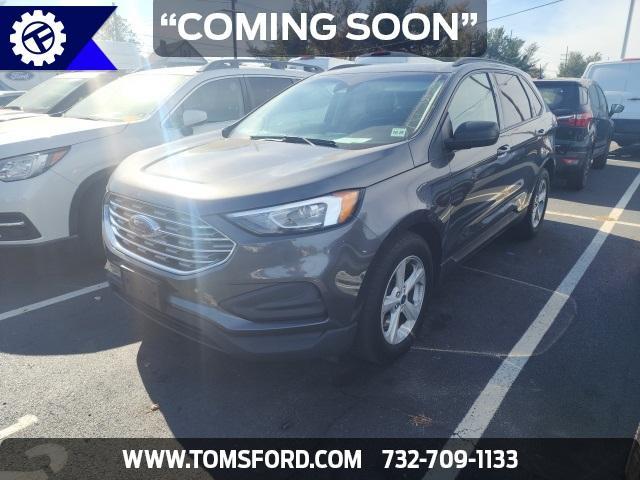 2020 ford edge se