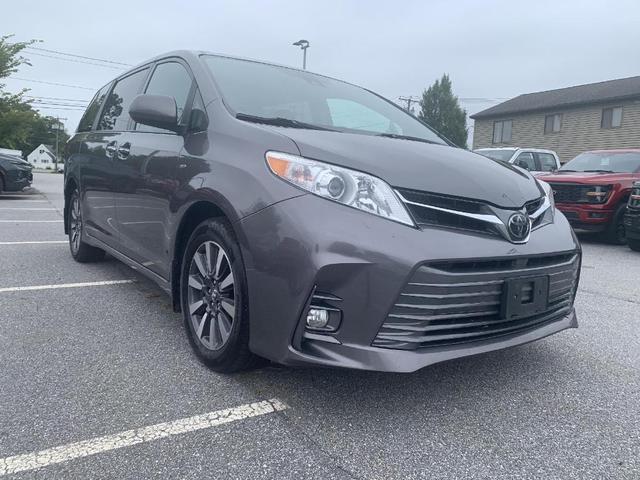 2018 toyota sienna xle