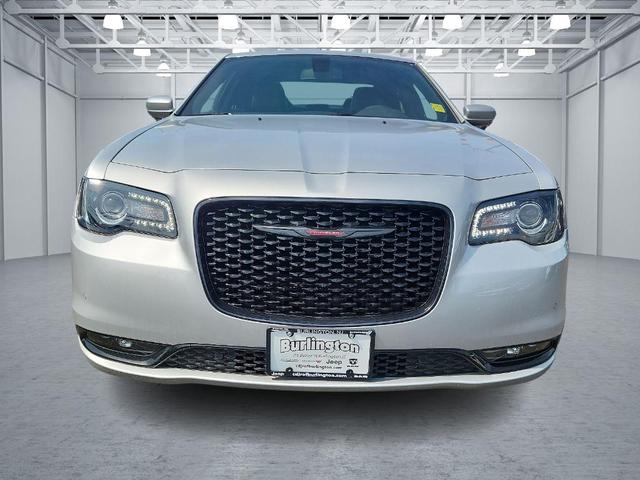 2023 chrysler 300 s