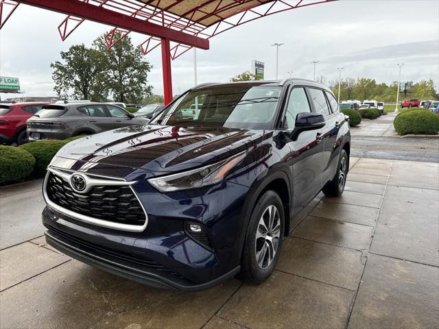 2024 toyota highlander le