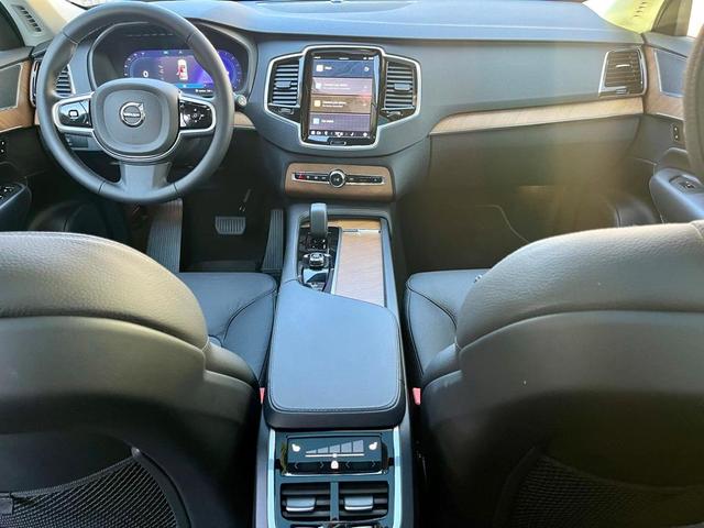 2024 volvo xc90 b5 plus bright theme