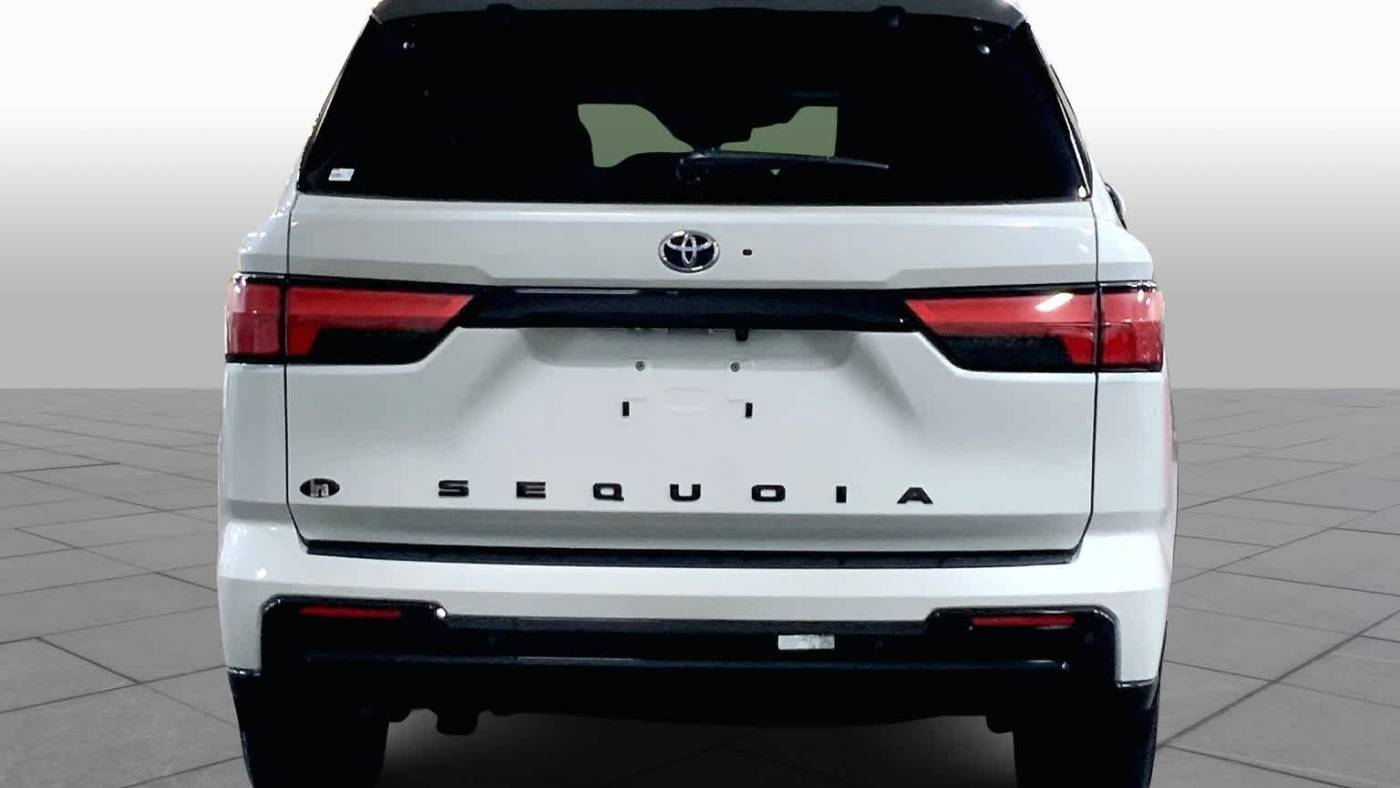 2023 toyota sequoia platinum