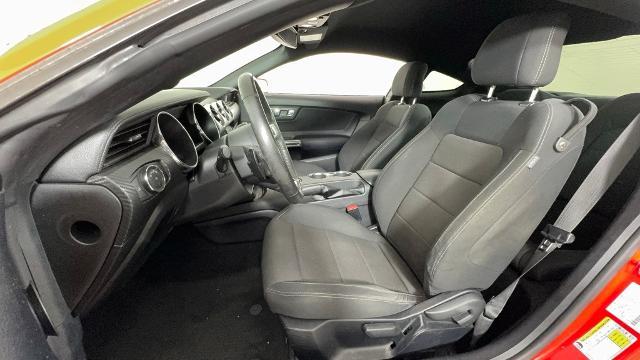 2017 ford mustang v6