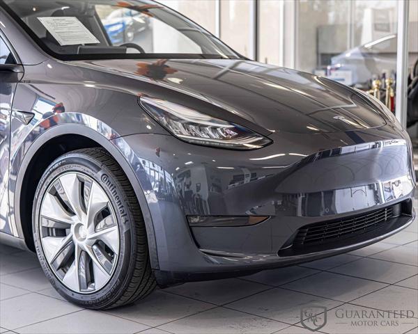 2022 tesla model y long range dual motor all-wheel drive