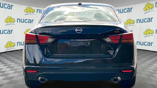 2025 Nissan Altima