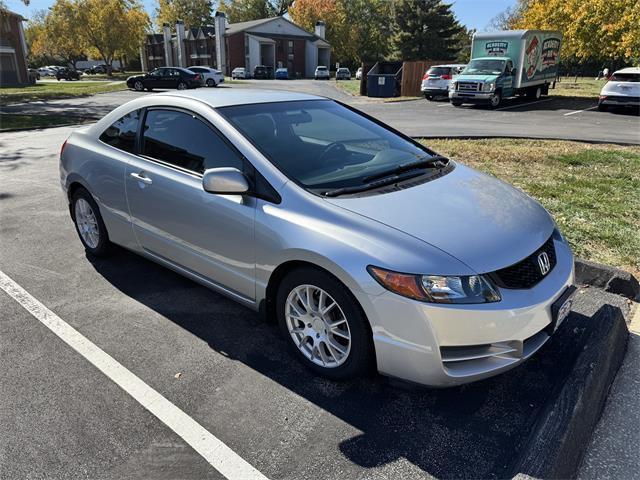 2010 honda civic lx