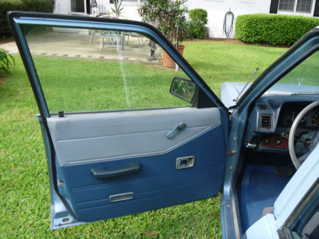 1982 toyota corolla deluxe rwd