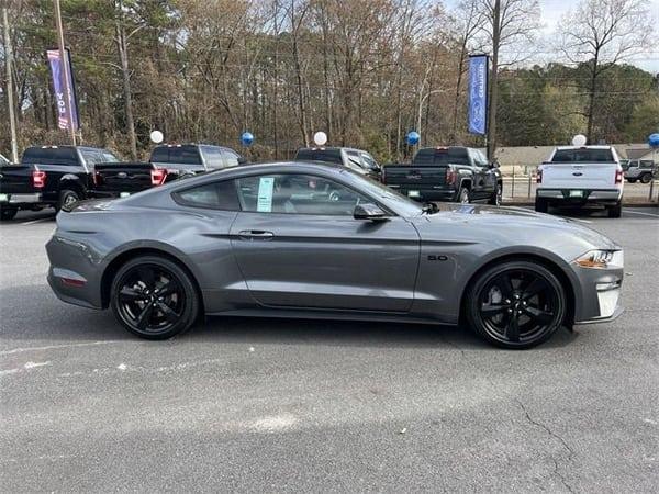 2023 ford mustang in chicago, illinois