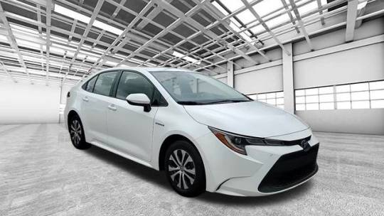 2021 toyota corolla hybrid le