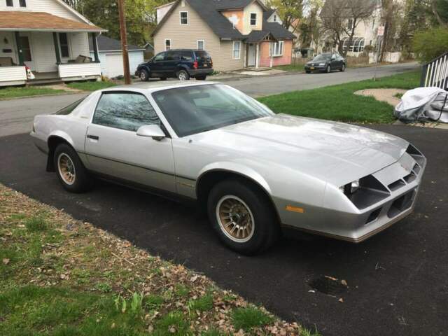 1982 chevy camaro berlinetta