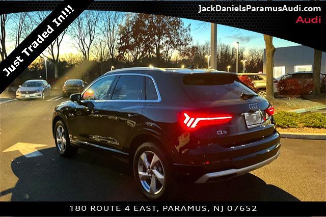 2022 audi q3 40 premium