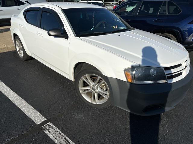 2014 dodge avenger se