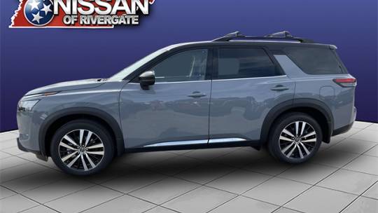 2024 Nissan Pathfinder platinum