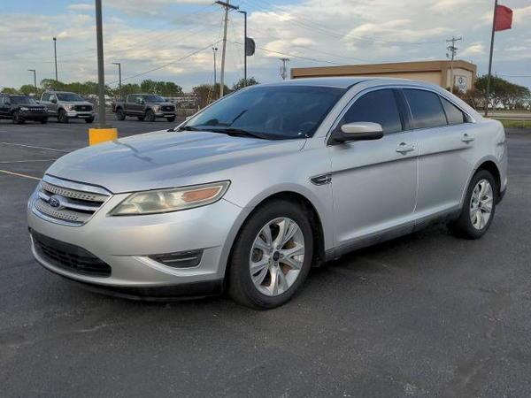 2011 ford taurus in saint louis, missouri