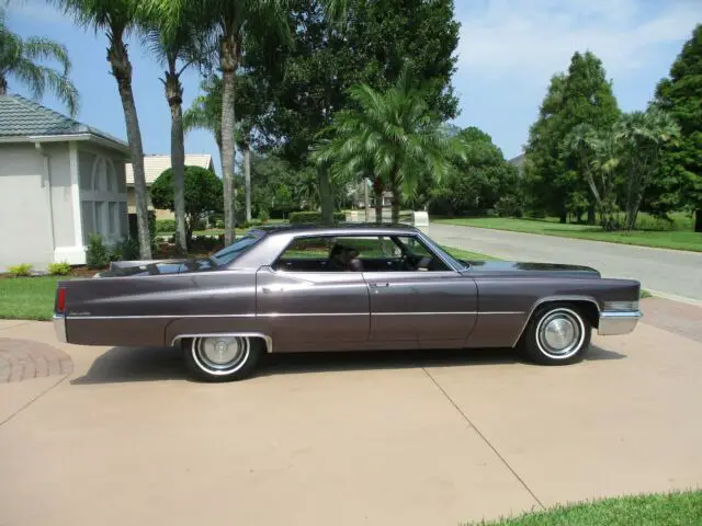 1970 cadillac sedan deville 52,836 miles looks like new gorgeous car must see
