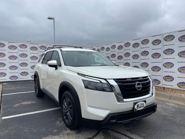 2023 nissan pathfinder sv