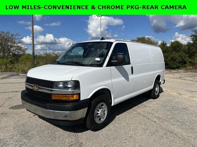 2022 chevrolet express 2500 work van
