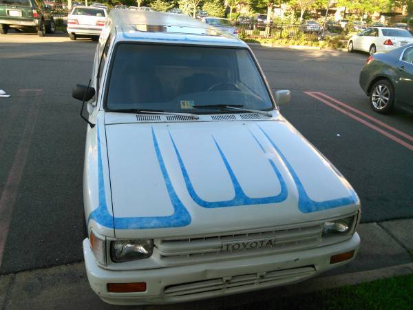 toyota pickup low milage 127k original miles