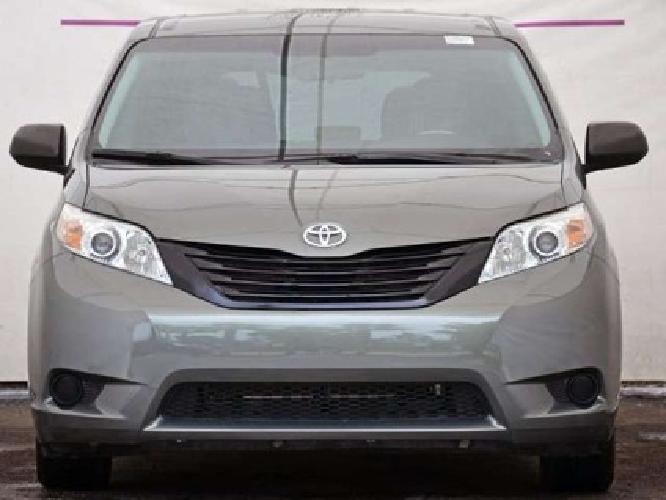2011 toyota sienna in lake worth, fl