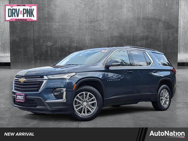 2023 chevrolet traverse lt cloth
