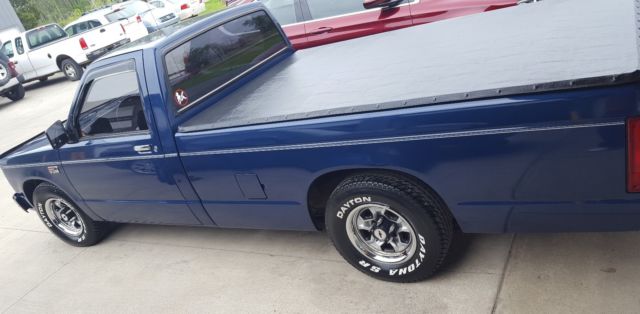 1987 chevrolet s-10 v-6 4spd 56,000 original miles