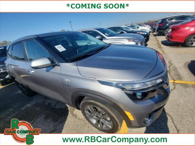 2023 kia seltos lx
