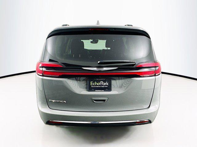 2022 chrysler pacifica touring l